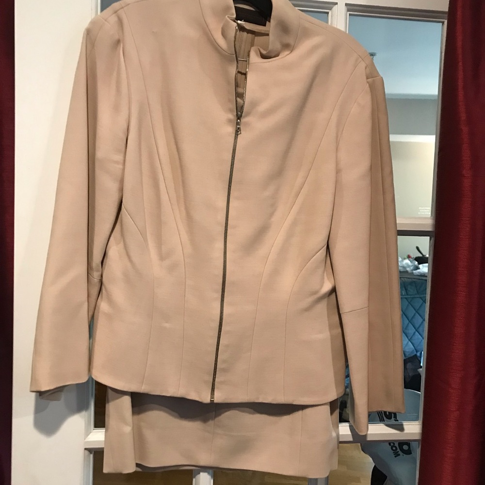 Roberto Rodriguez skirt suit